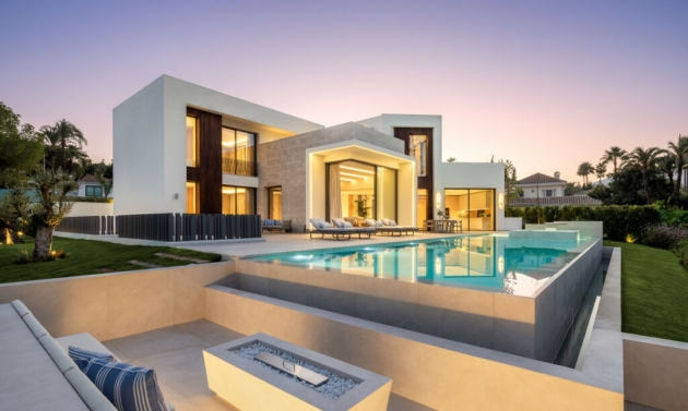House - Resale - Nueva Andalucía - Nueva Andalucía