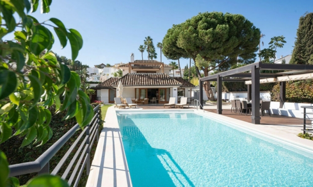 House - Resale - Nueva Andalucía - Nueva Andalucía