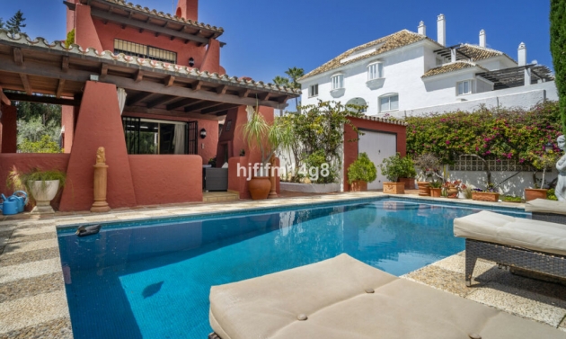 House - Resale - Nueva Andalucía - Nueva Andalucía