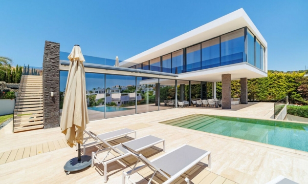 House - Resale - Nueva Andalucía - Nueva Andalucía