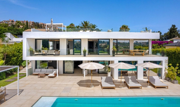 House - Resale - Nueva Andalucía - Nueva Andalucía