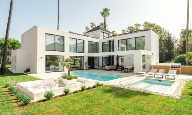 House - Resale - Nueva Andalucía - Nueva Andalucía