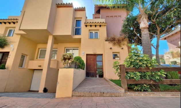 House - Resale - Nueva Andalucía - Nueva Andalucía