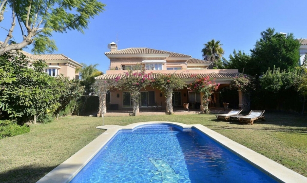 House - Resale - Nueva Andalucía - Nueva Andalucía