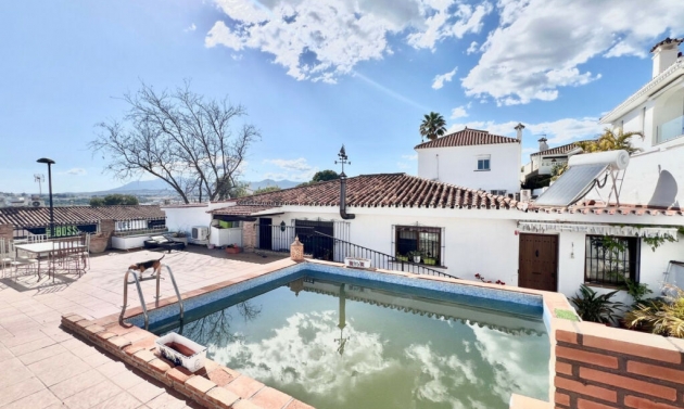 House - Resale - Nueva Andalucía - Nueva Andalucía