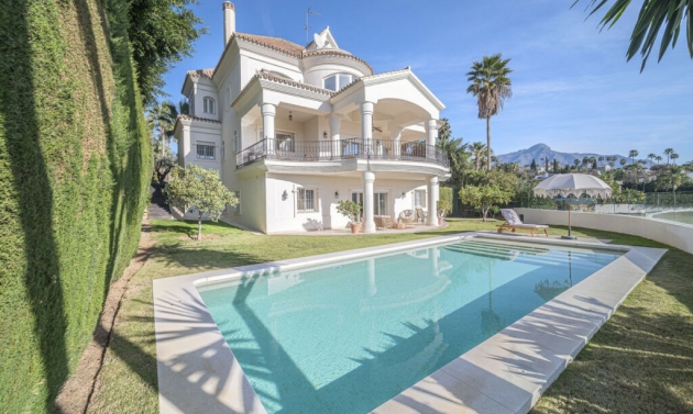 House - Resale - Nueva Andalucía - Nueva Andalucía
