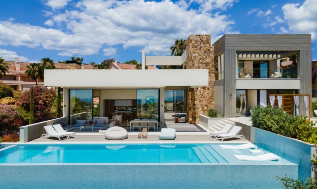 House - Resale - Nueva Andalucía - Nueva Andalucía