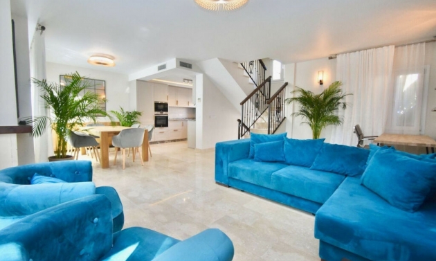 House - Resale - Nueva Andalucía - Nueva Andalucía