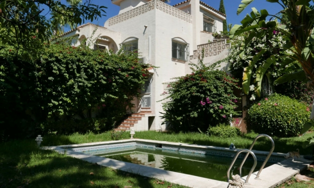 House - Resale - Nueva Andalucía - Nueva Andalucía