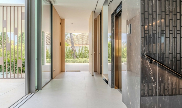 House - Resale - Nueva Andalucía - Nueva Andalucía