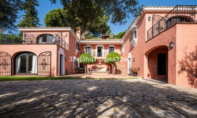 House - Resale - Nueva Andalucía - Nueva Andalucía