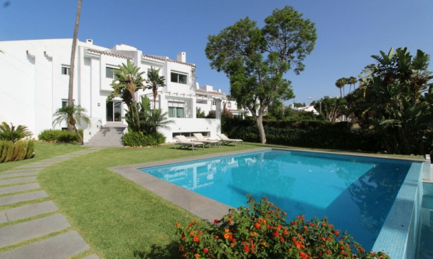 House - Resale - Nueva Andalucía - Nueva Andalucía