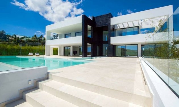 House - Resale - Nueva Andalucía - Nueva Andalucía