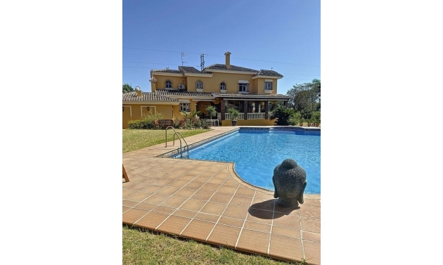 House - Resale - Rincón de la Victoria - CDS-94062