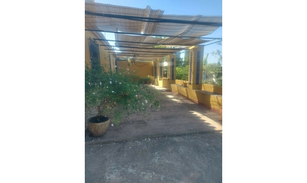 House - Resale - San Enrique - San Enrique