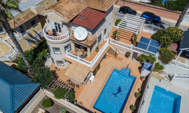 House - Resale - San Miguel de Salinas -
                San Miguel de Salinas