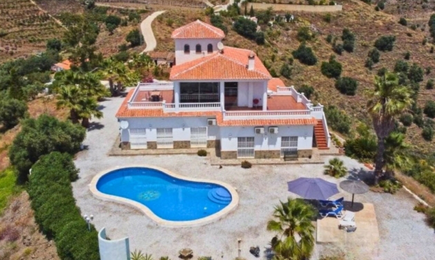 House - Resale - Sayalonga - Sayalonga