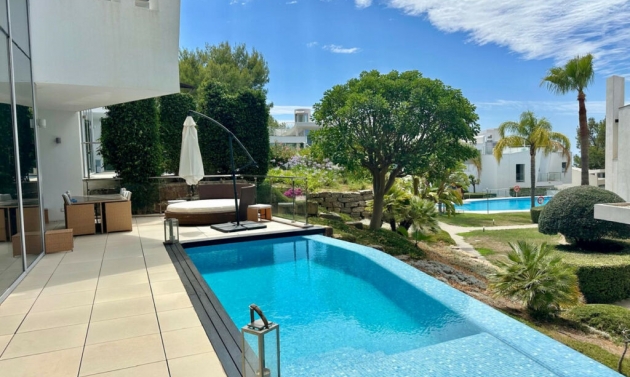 House - Resale - The Golden Mile - The Golden Mile
