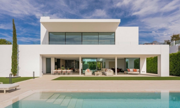House - Resale - The Golden Mile - The Golden Mile
