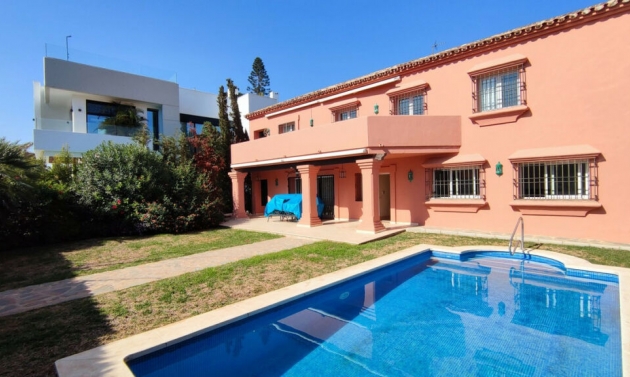 House - Resale - The Golden Mile - The Golden Mile