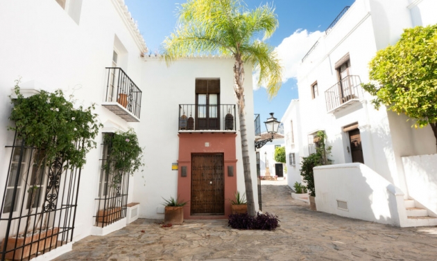 House - Resale - The Golden Mile - The Golden Mile