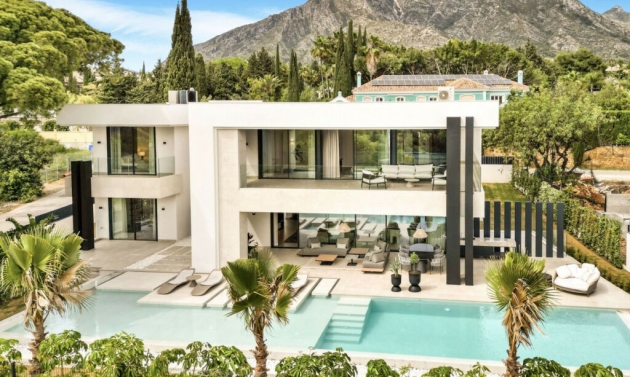 House - Resale - The Golden Mile - The Golden Mile