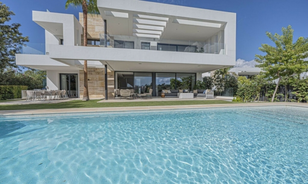 House - Resale - The Golden Mile - The Golden Mile