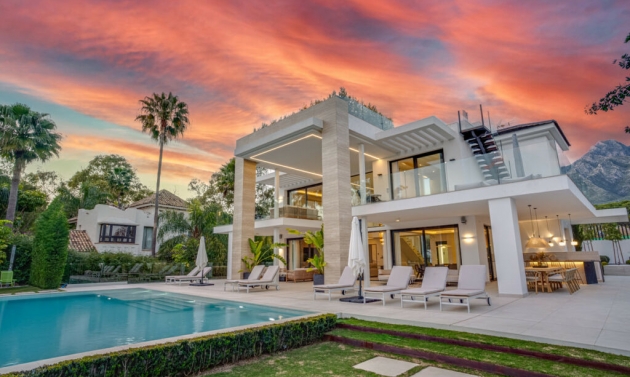 House - Resale - The Golden Mile - The Golden Mile