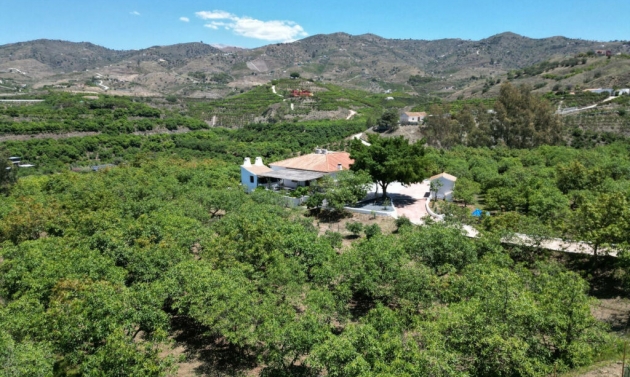 House - Resale - Vélez-Málaga - Vélez-Málaga