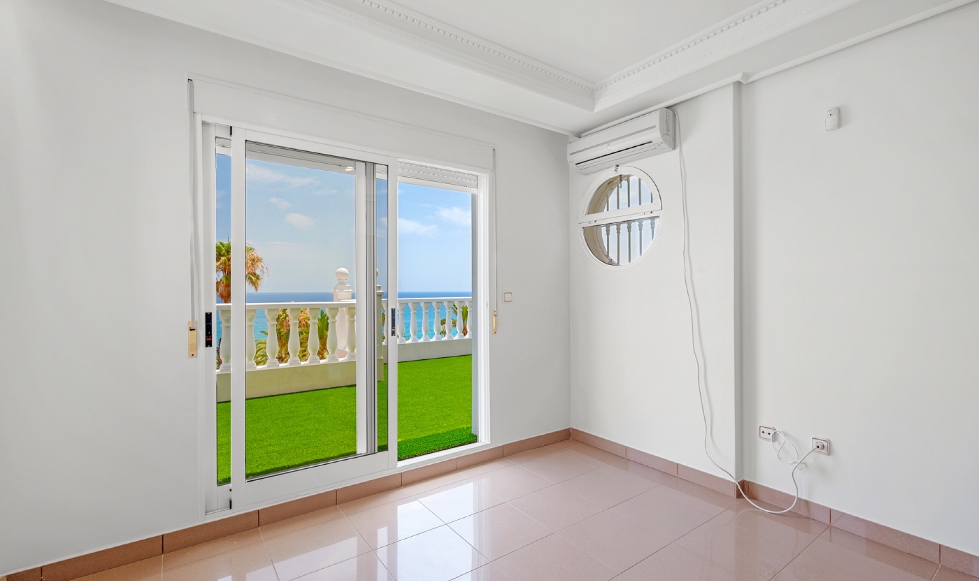 Krátkodobý pronájem - Vila -
Torrevieja