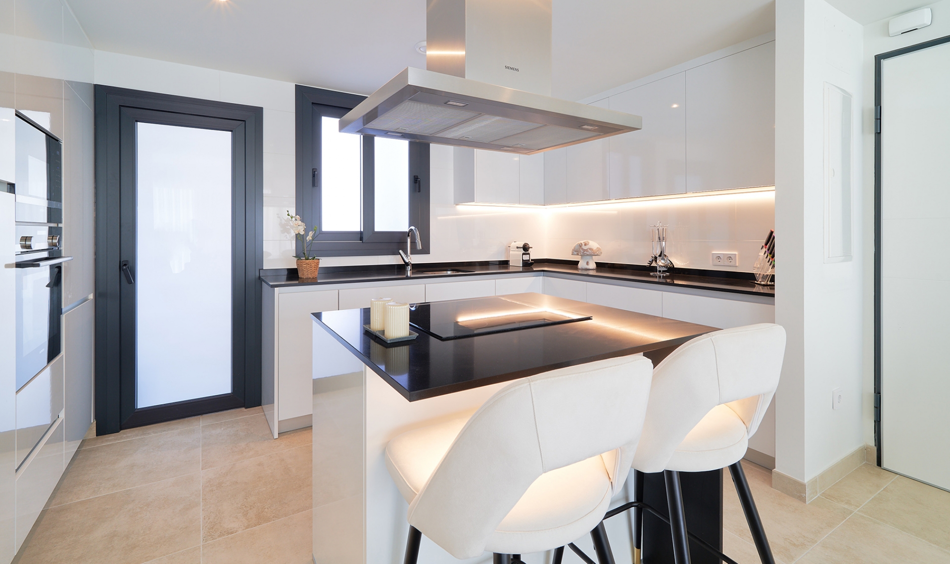 New Build - Apartment -
Estepona (Málaga) - Spain