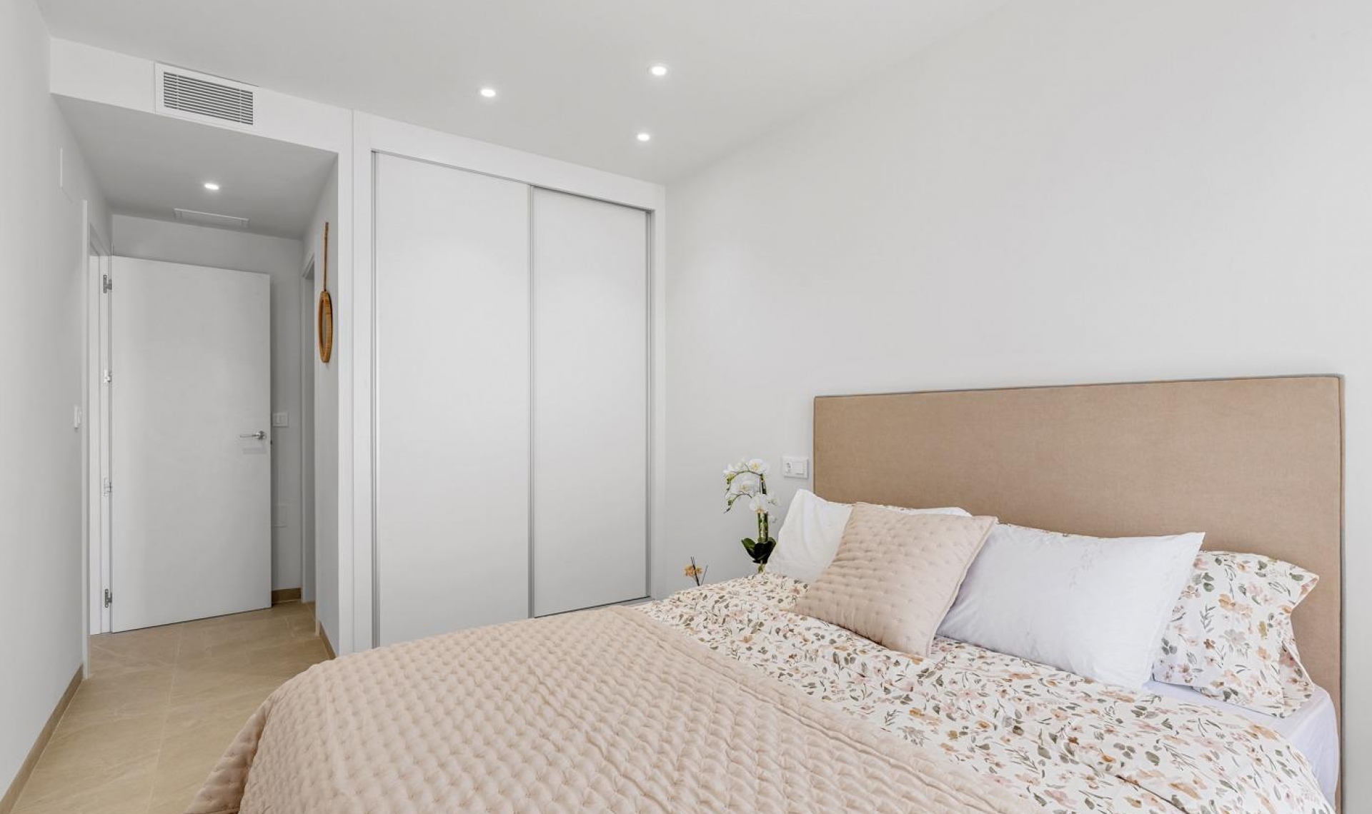 New Build - Apartment -
Jacarilla - pueblo