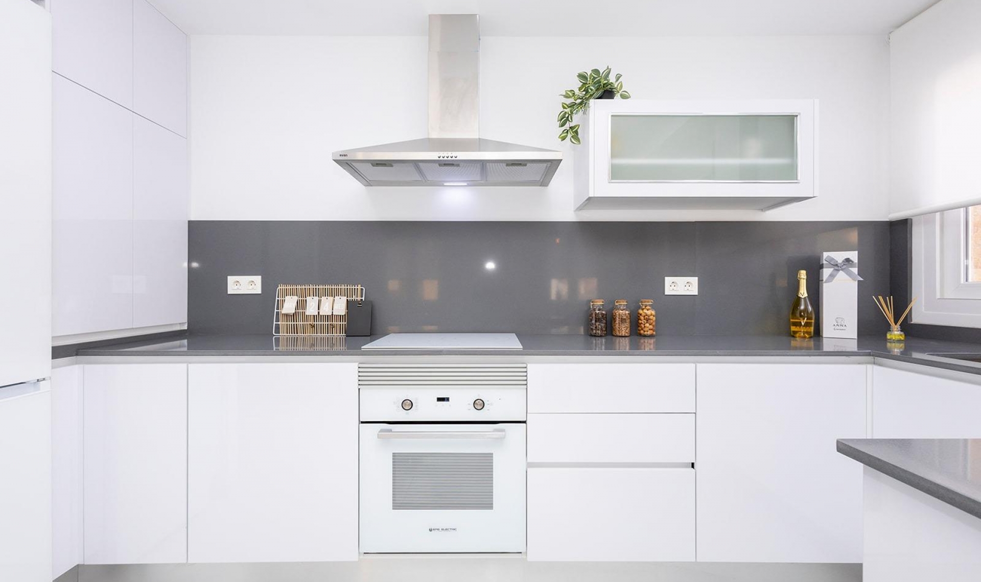 New Build - Apartment -
Jacarilla - pueblo