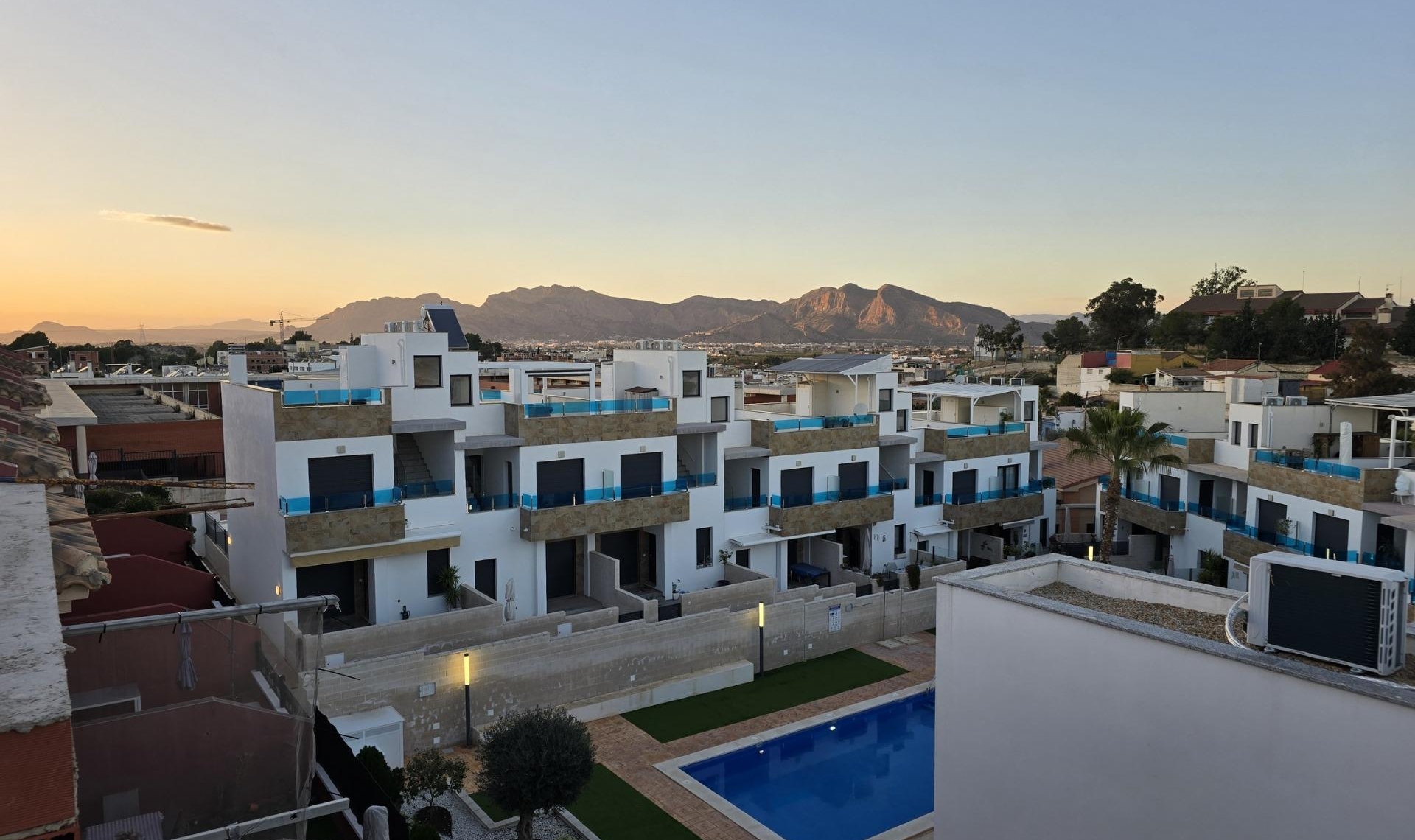 New Build - Town House -
Bigastro - pueblo