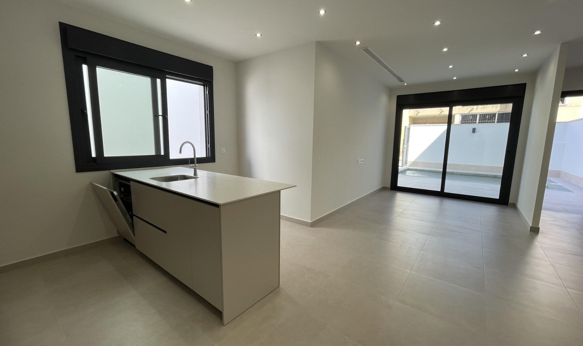 New Build - Villa -
Almoradí - Heredades