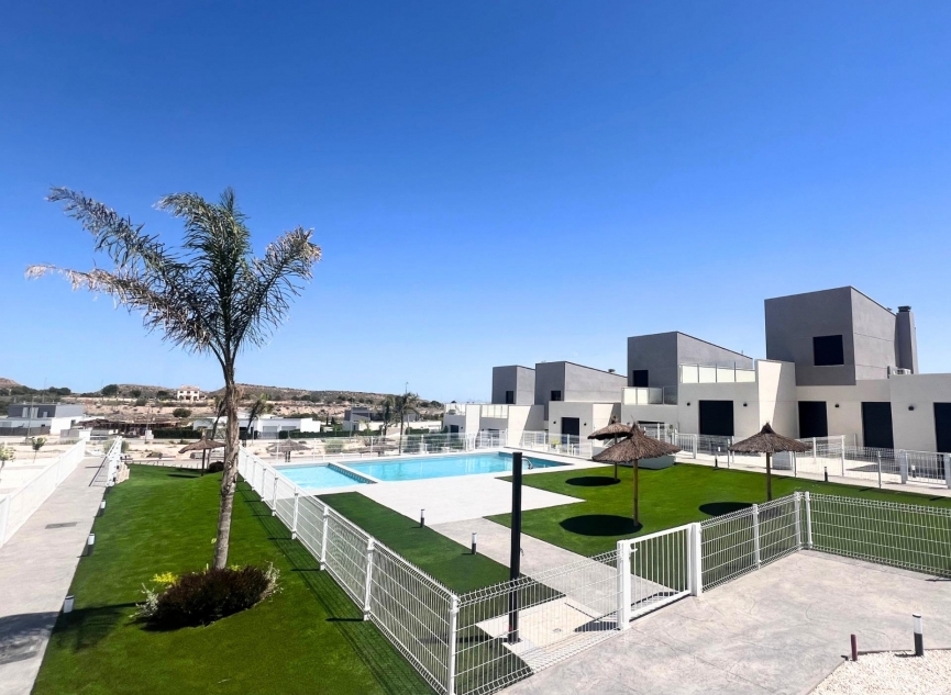 New Build - Villa -
BAÑOS Y MENDIGO - Altaona Golf