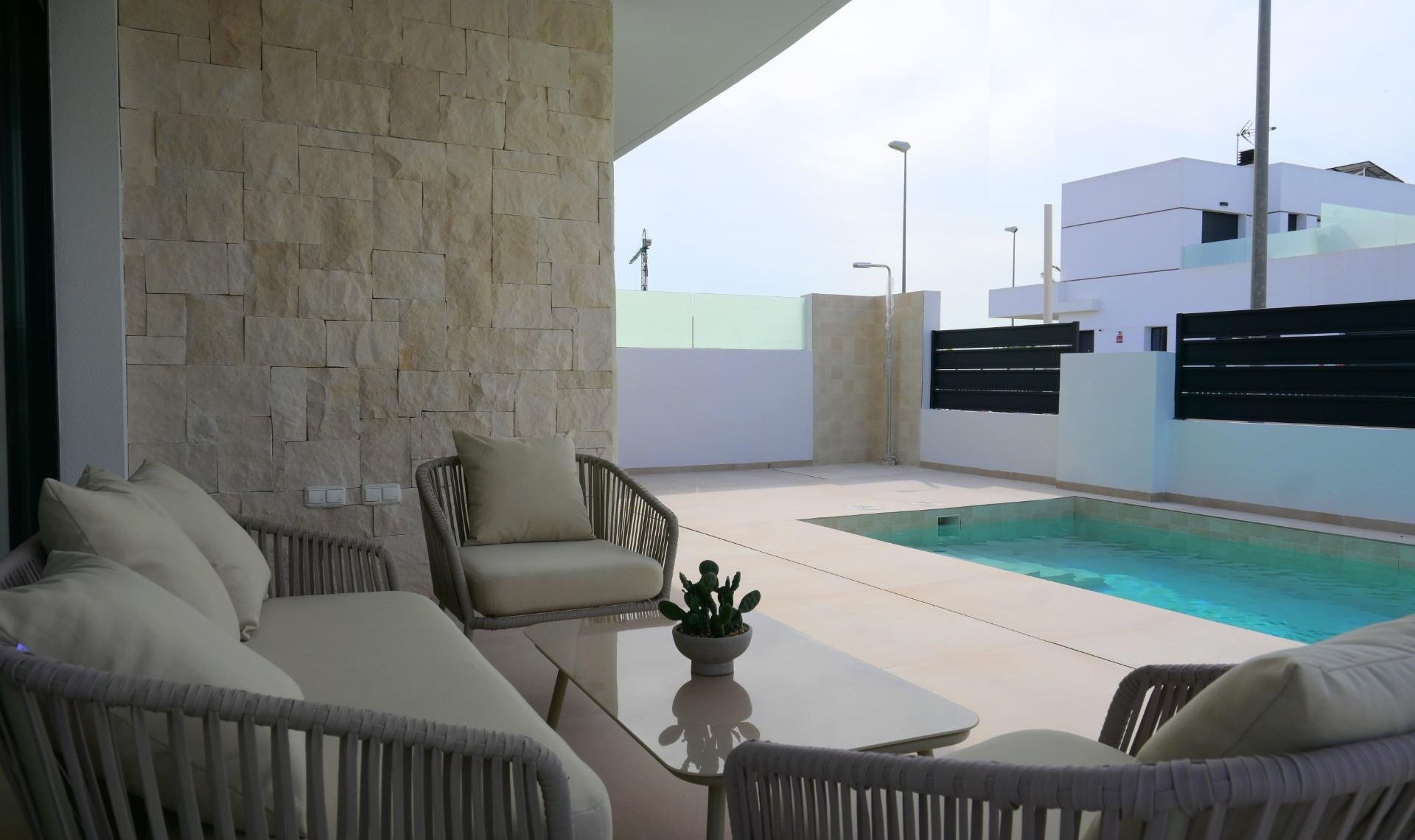 New Build - Villa -
Dolores - polideportivo