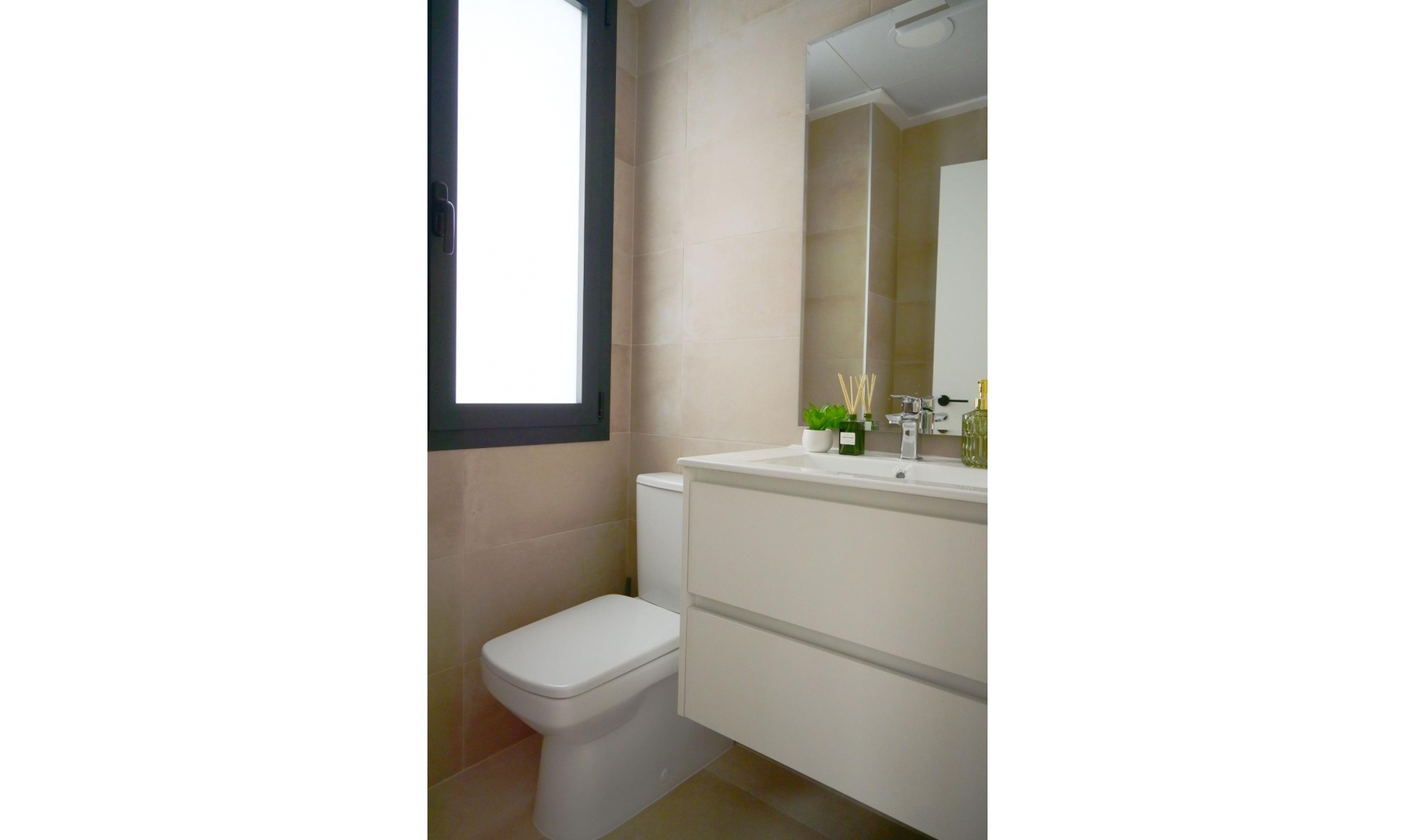 New Build - Villa -
Dolores - polideportivo