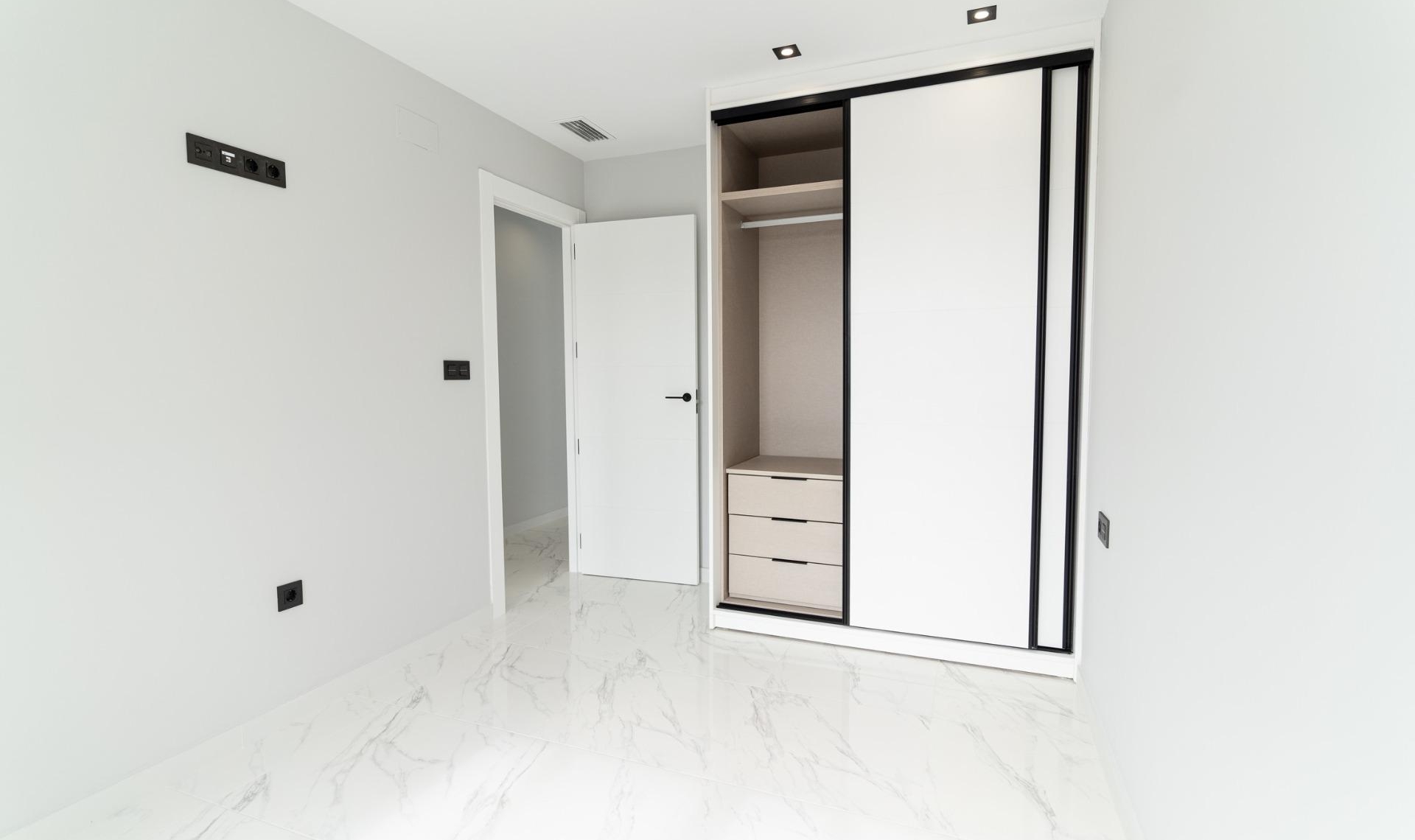 New Build - Villa -
Orihuela Costa - Punta Prima