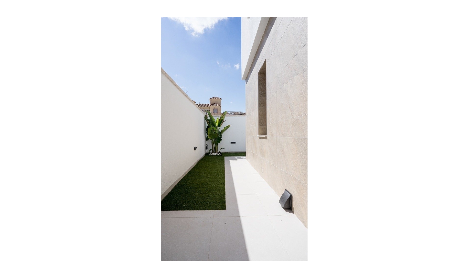 New Build - Villa -
San Miguel - BLUE LAGOON