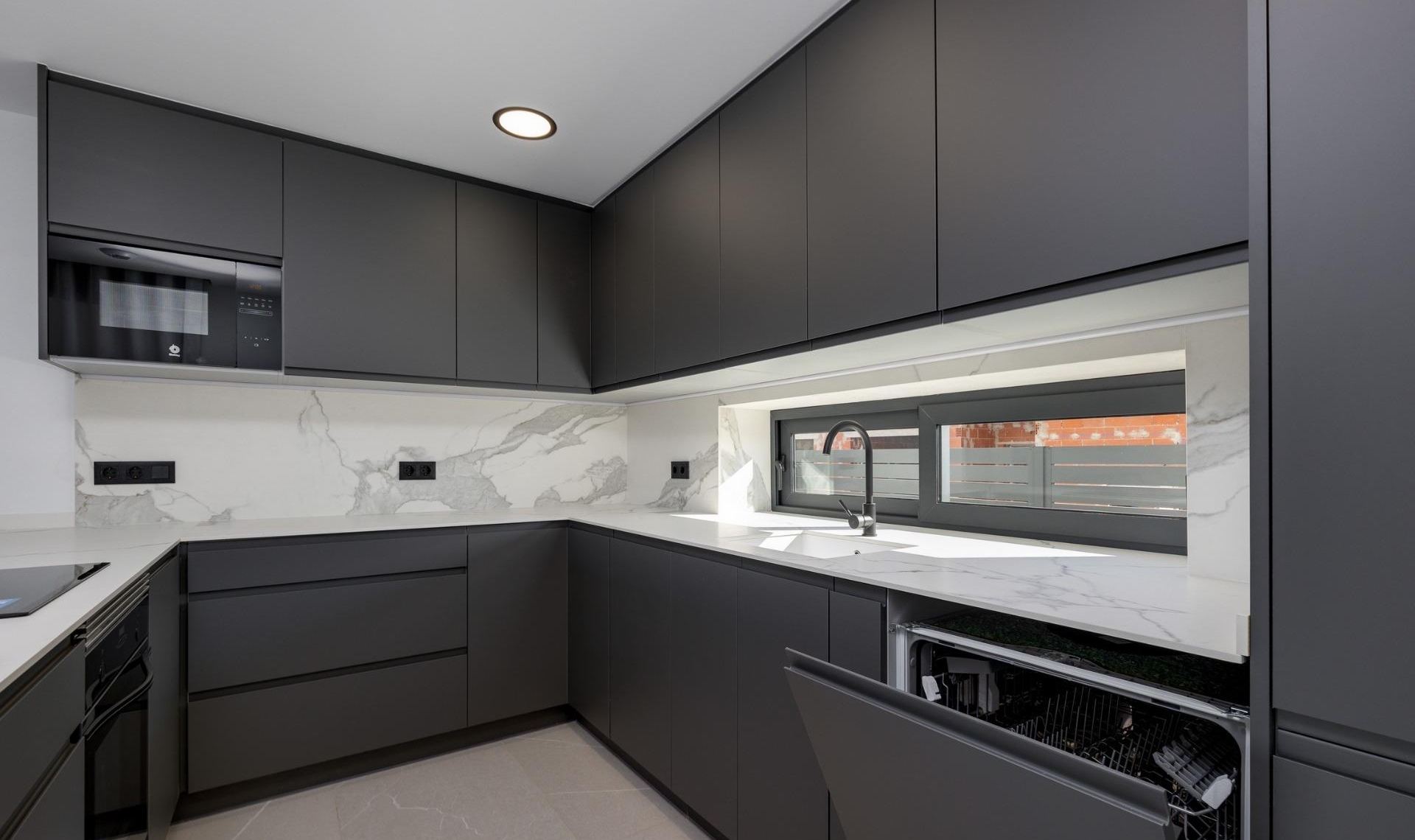 New Build - Villa -
Torrevieja - Sector 25