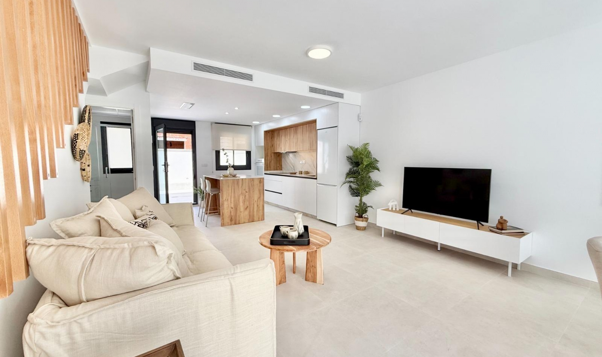 Novostavba - Town House -
Cox - San Fernando