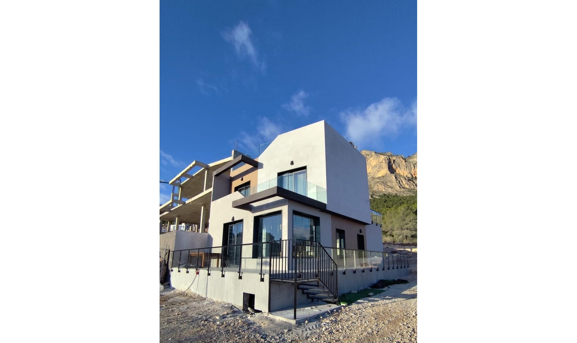 Novostavba - Town House -
Polop - PAU1