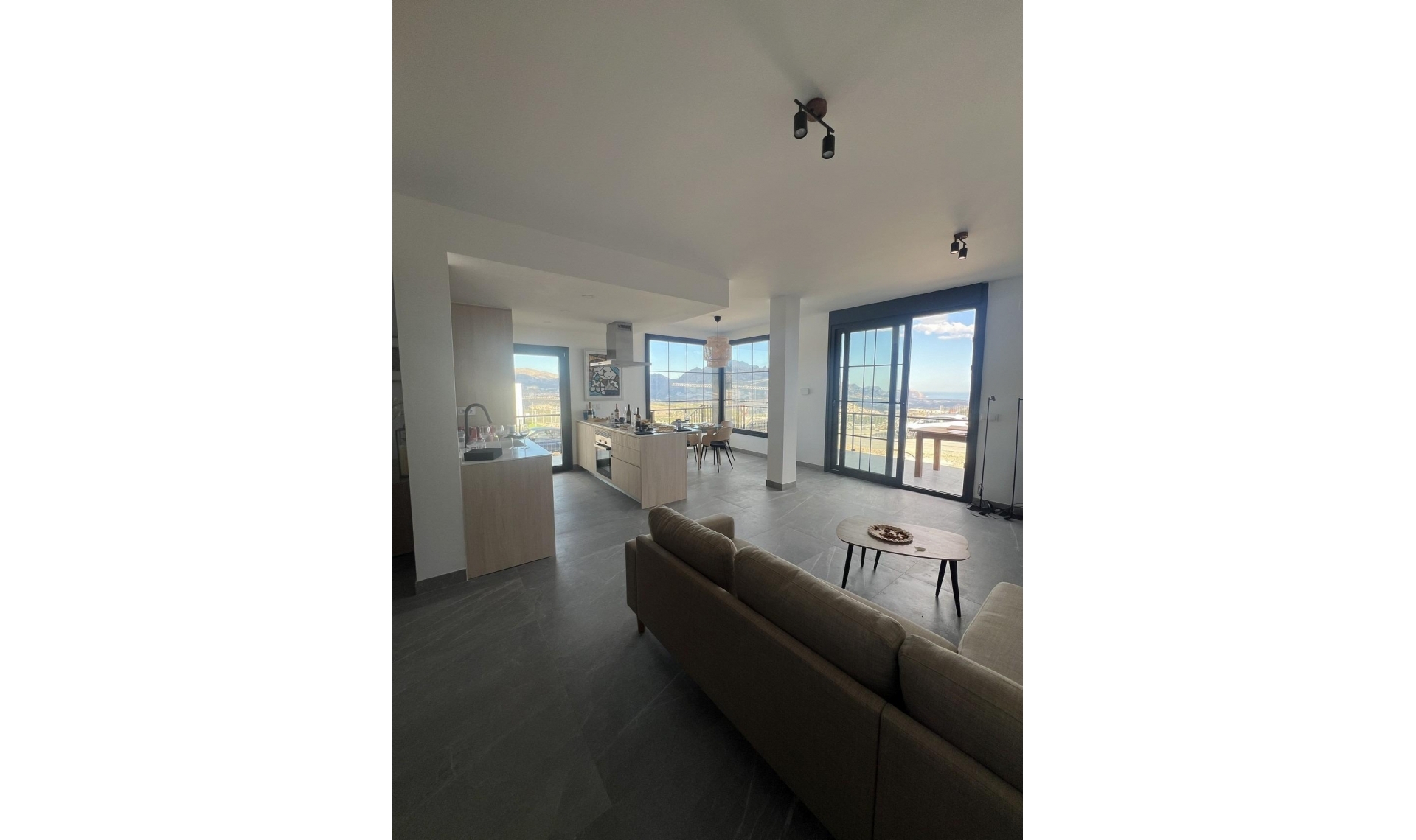 Novostavba - Town House -
Polop - PAU1