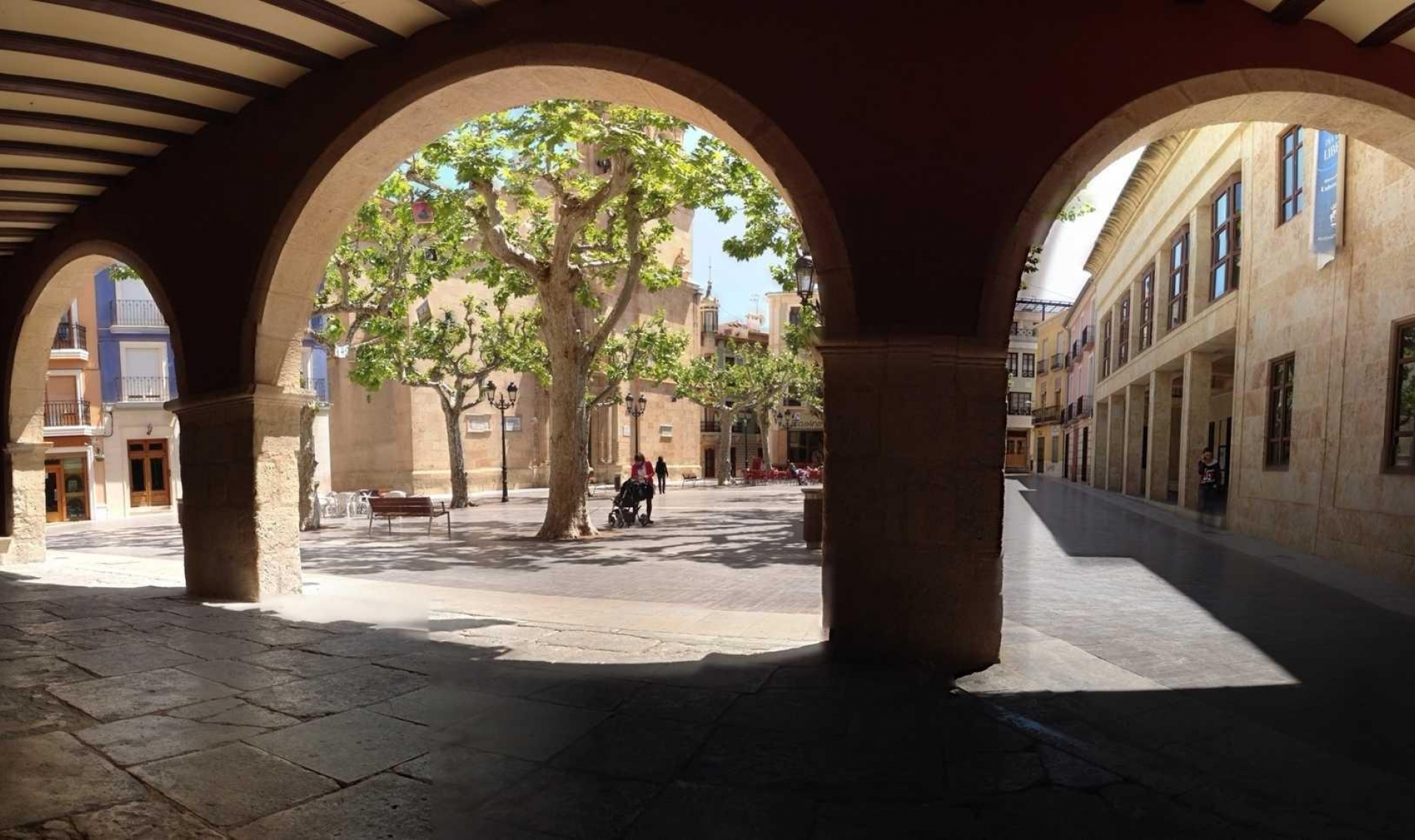 Novostavba - Vila -
Aspe - Centro