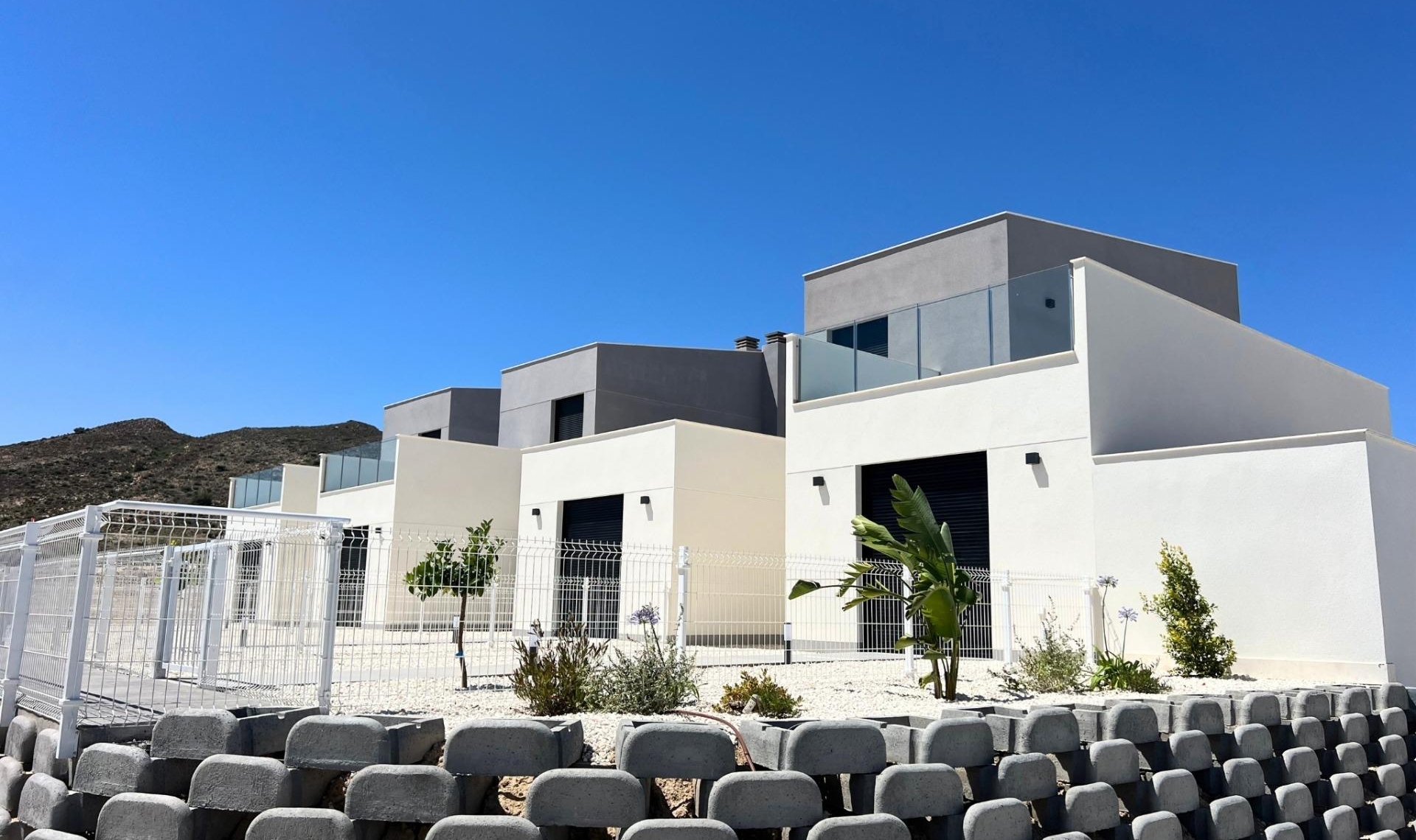 Novostavba - Vila -
BAÑOS Y MENDIGO - Altaona Golf