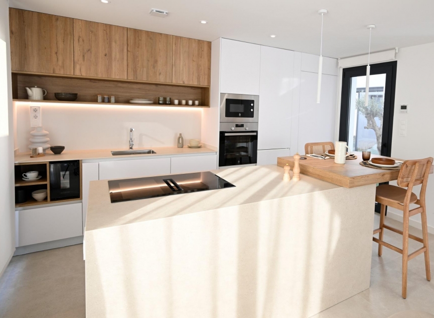 Novostavba - Vila -
BAÑOS Y MENDIGO - Altaona Golf