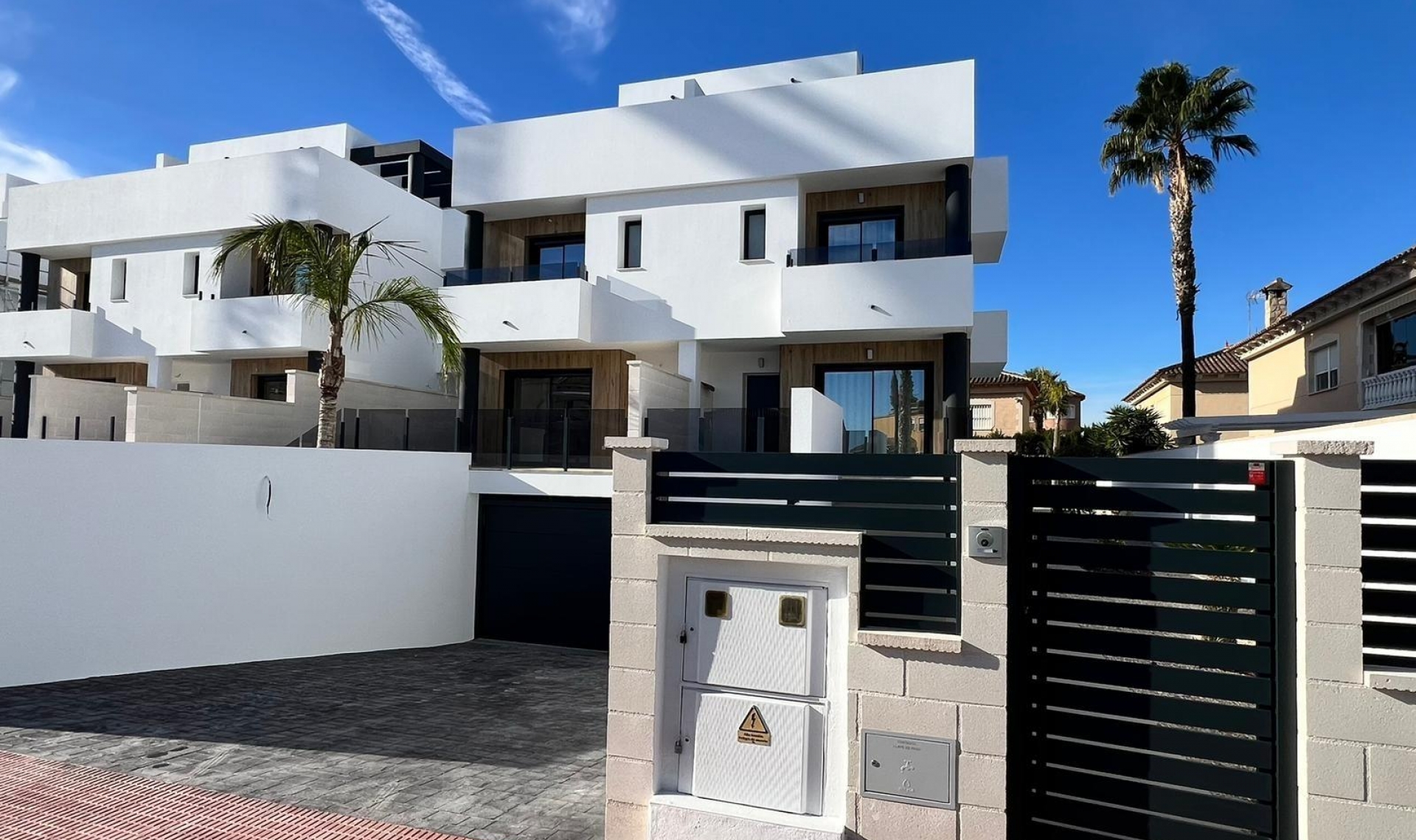 Novostavba - Vila -
Benferri - Benfis Park