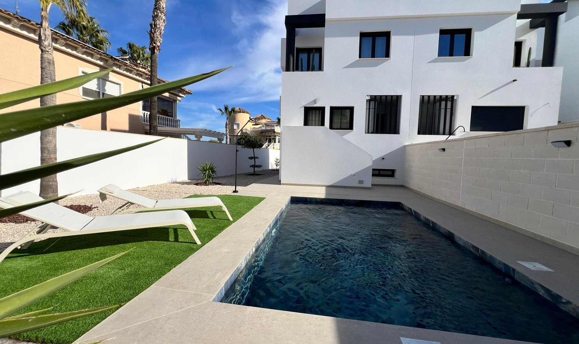 Novostavba - Vila -
Benferri - Benfis Park