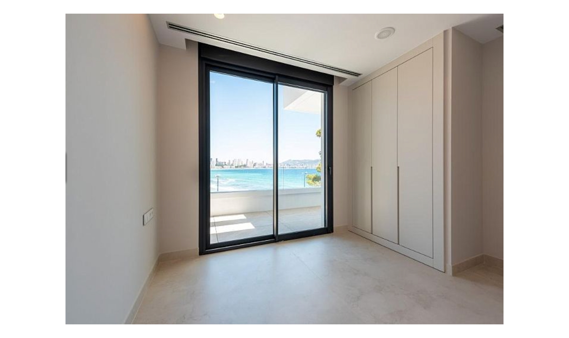 Novostavba - Vila -
Benidorm